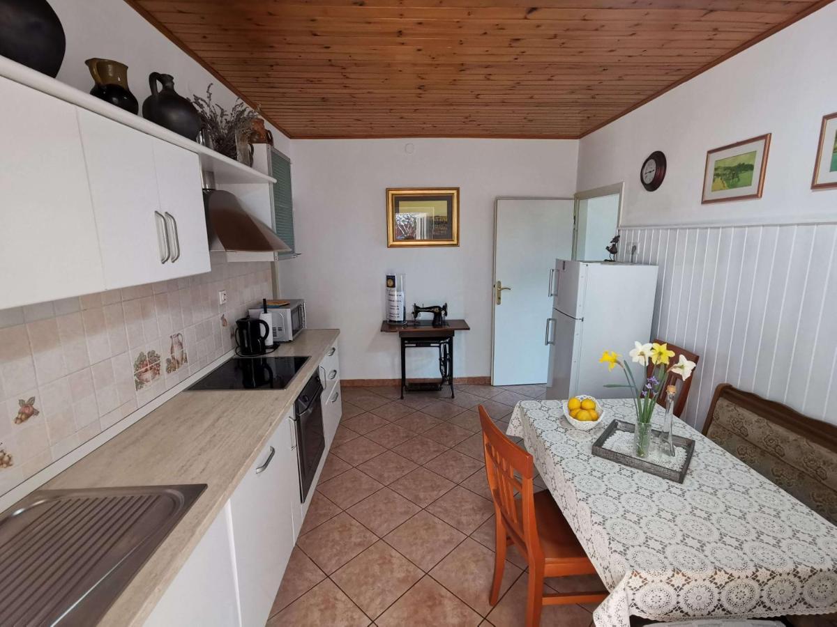 Appartement Pri Noni "Istracycle" à Lucija Extérieur photo